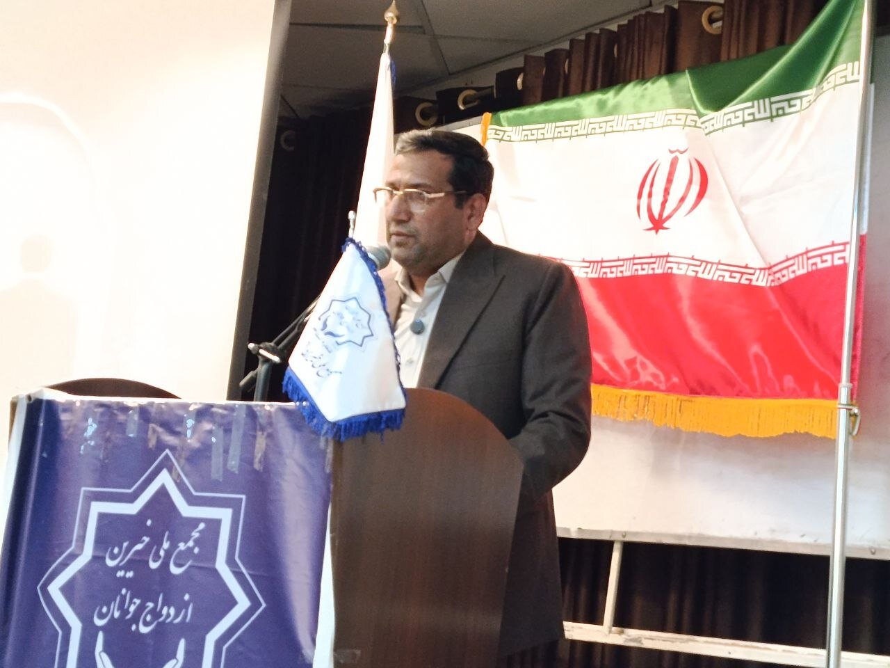 ۱۲ میلیون جوان در انتظار ازدواج داریم/ نقش مهم خیرین در ازدواج آسان جوانان