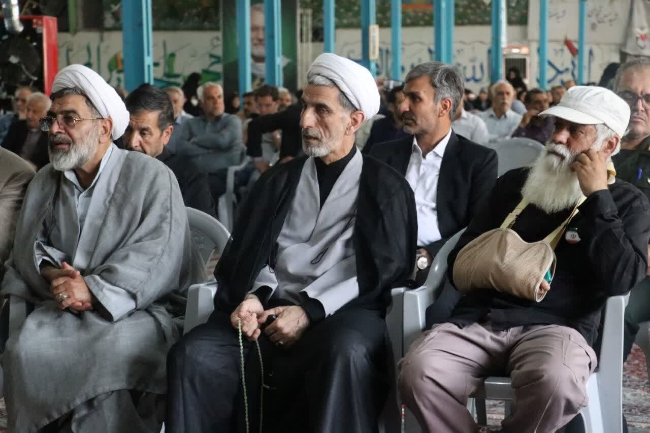 مراسم بزرگداشت شهید لاریجانی همزمان با سالروز عملیات غرور آفرین بیت المقدس و فتح خرمشهر برگزار شد
