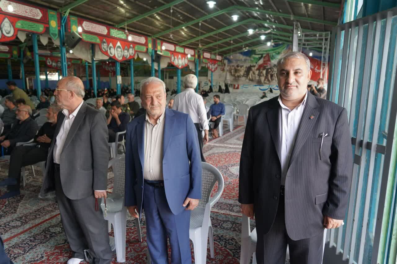 مراسم بزرگداشت شهید لاریجانی همزمان با سالروز عملیات غرور آفرین بیت المقدس و فتح خرمشهر برگزار شد