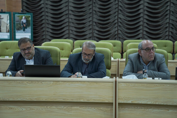 نشست پژوهشی با موضوع آسیب شناسی و تحلیل نقش ایثارگران