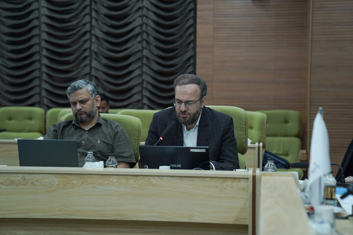 نشست پژوهشی با موضوع آسیب شناسی و تحلیل نقش ایثارگران