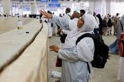 سنگ‌باران نمادین شیطان توسط حجاج +عکس