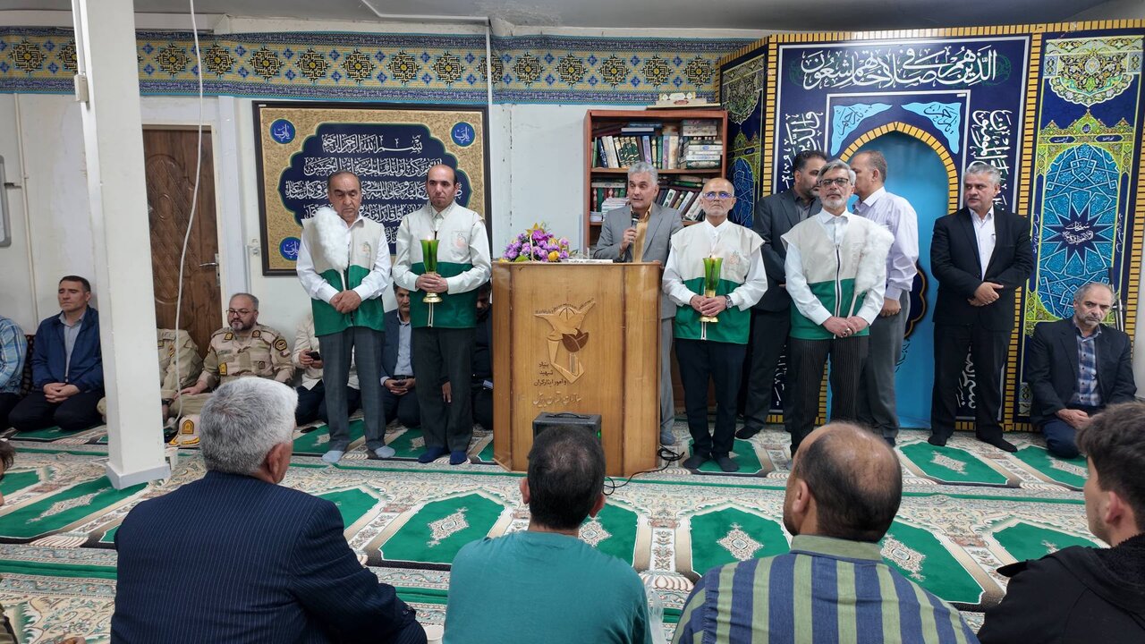 اعزام نخستین کاروان خانواده‌های شهدای جنگ رمضان اردبیل به مشهد مقدس