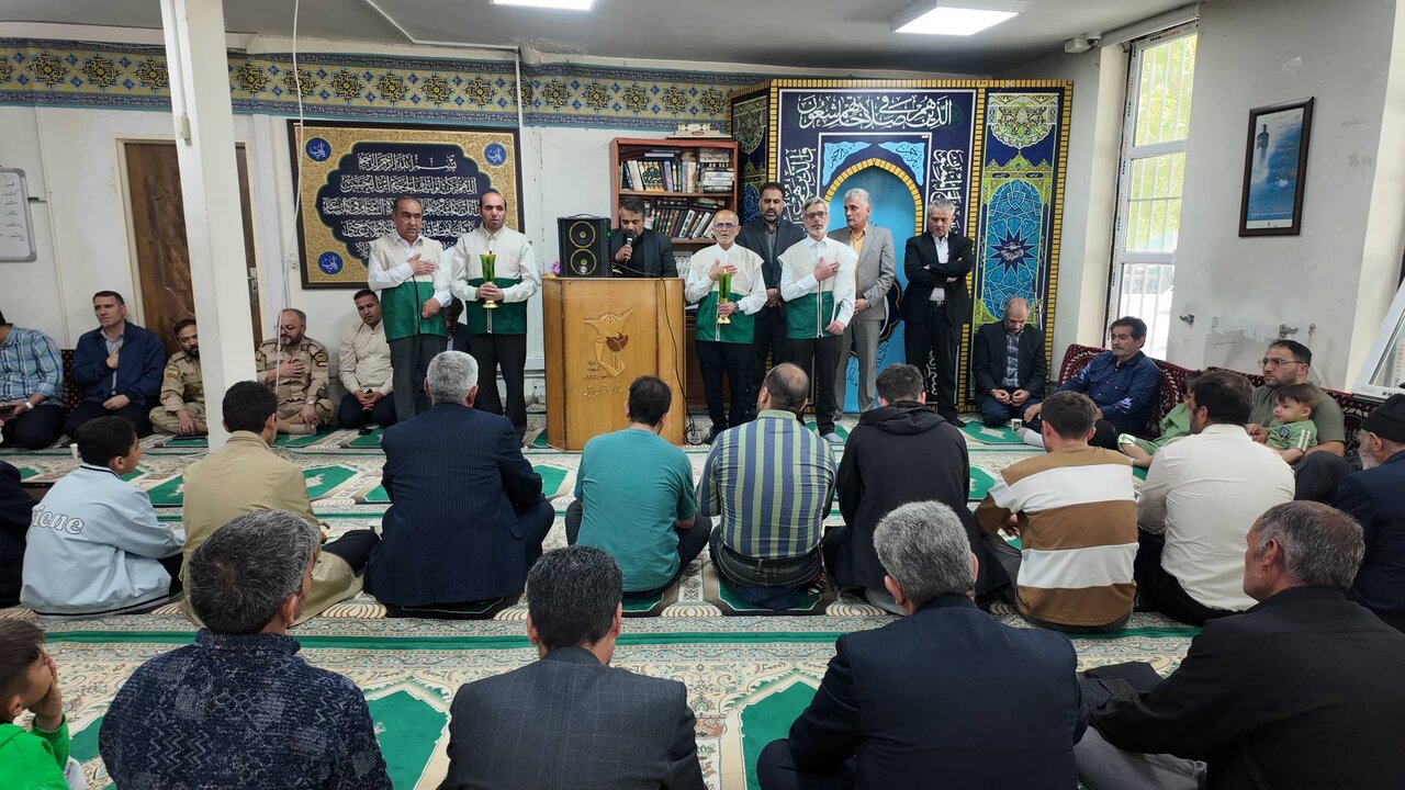 اعزام نخستین کاروان خانواده‌های شهدای جنگ رمضان اردبیل به مشهد مقدس
