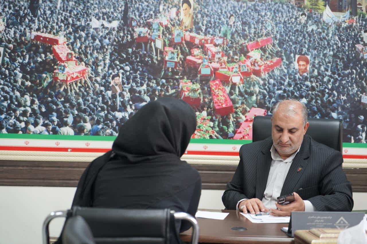 برگزاری دیدار هفتگی مدیرکل بنیاد شهید اصفهان با جامعه ایثارگری