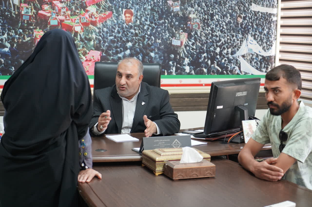 برگزاری دیدار هفتگی مدیرکل بنیاد شهید اصفهان با جامعه ایثارگری