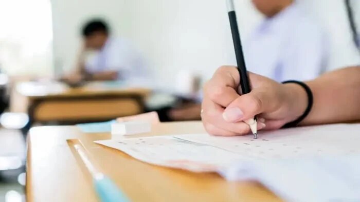 آزمون پایه هفتم فقط برای سمپاد برگزار می‌شود