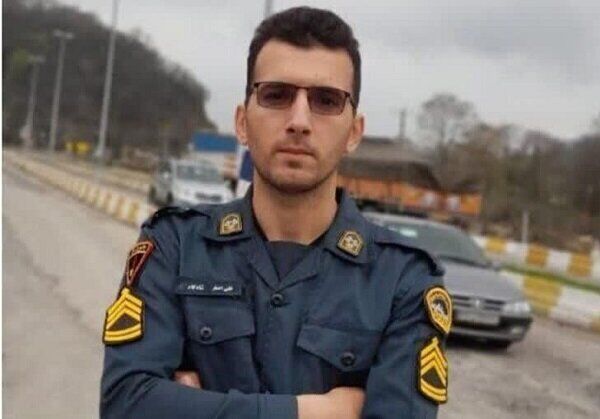 تشییع پیکر شهید ستوان دوم علی‌اصغر شادکام در رشت