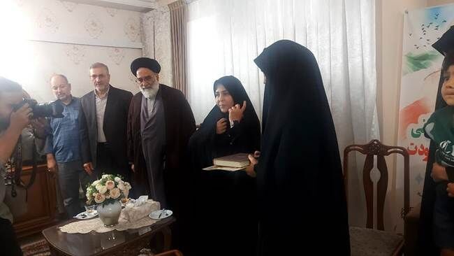 سلیمانی: شهدا با صفای درون و اخلاصشان، مسیر جامعه را روشن می‌کنند