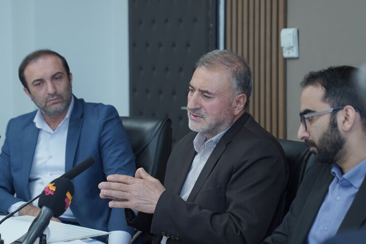 نشست هم اندیشی1