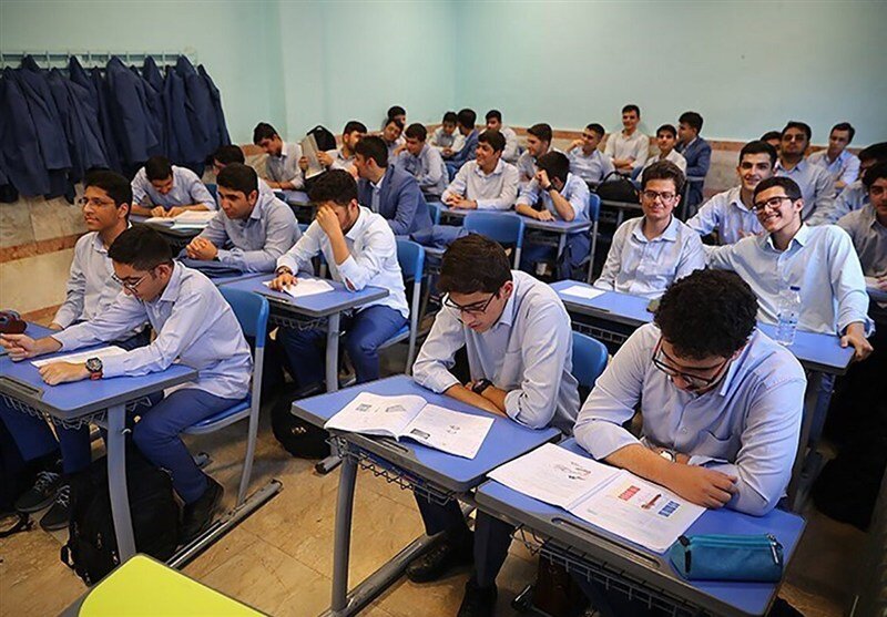 طرح دانش‌آموزی «فرشتگان میناب» در بنیاد نخبگان کلید خورد
