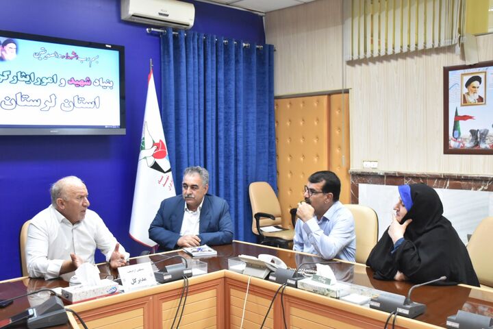 مدیرکل بنیاد لرستان