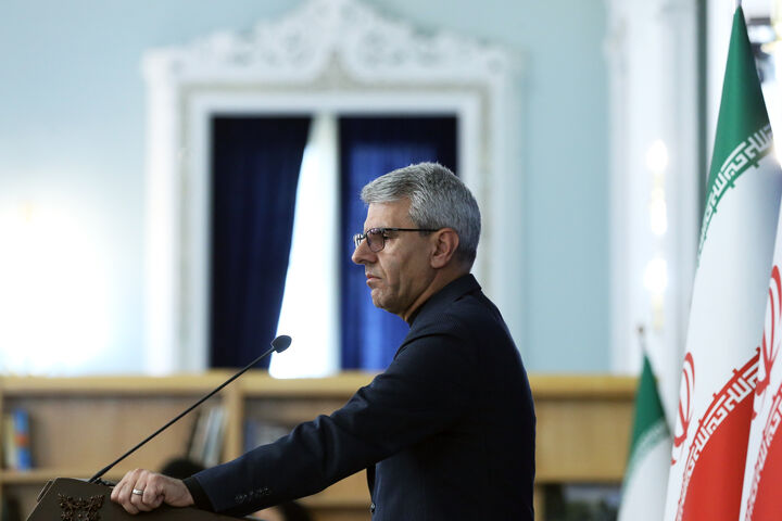 نشست خبری