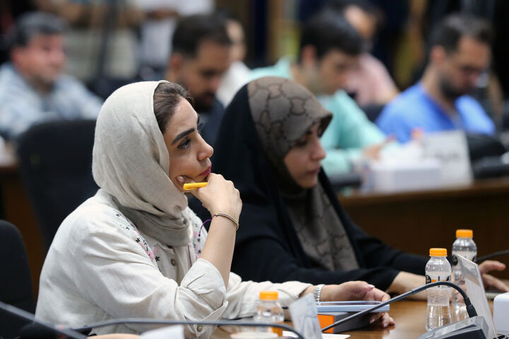 نشست خبری