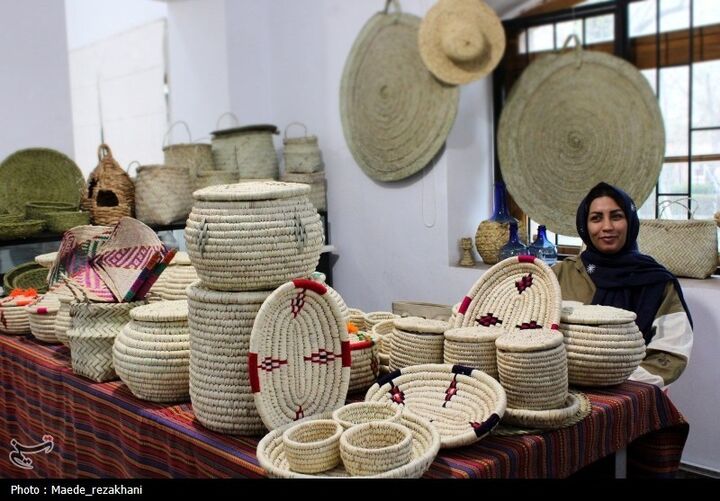 اجرای 123 طرح اشتغال‌زایی در حوزه‌ صنایع دستی و فرش در استان تهران