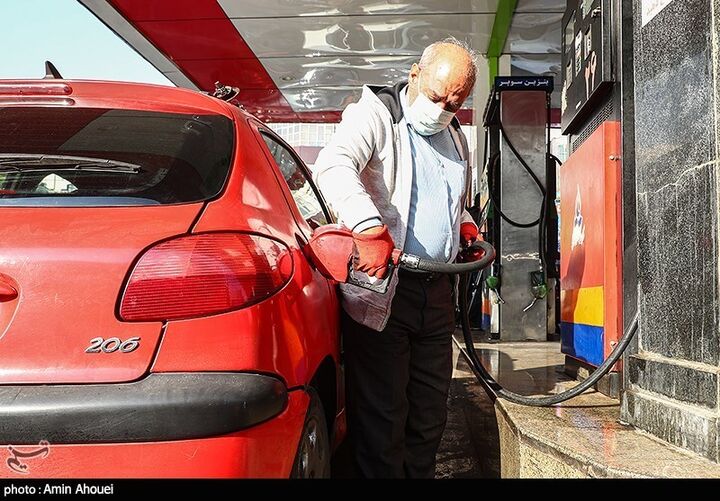 آغاز سوخت‌گیری با کارت بانکی از تیر امسال