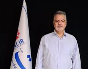 این جانباز شیمیایی هم شاعر است هم خواننده!