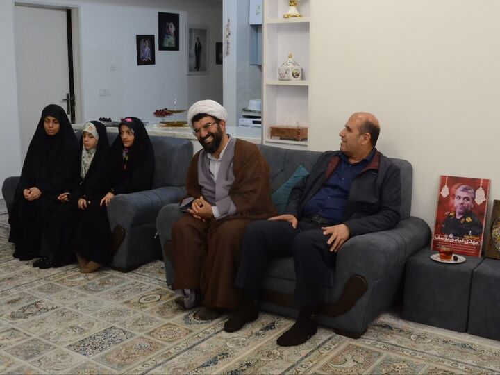 دیدار رضایی با خانواده شهید مهدی عباسی یوسف
