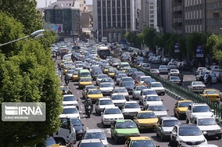 ترافیک سنگین در برخی محورهای ورودی تهران
