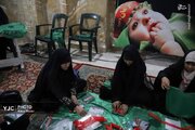 عکس/ کارگاه دوخت لباس شیرخوارگان حسینی