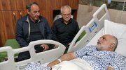 عیادت مشاور پیگیری امور خانواده شهدا از جانباز ۵۰ درصد