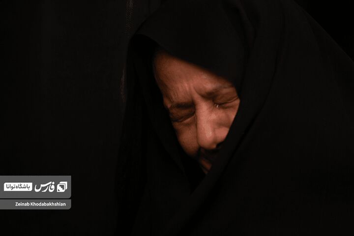 سادات اخوی