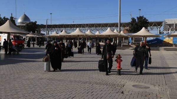 تردد روان زائران در مهران؛ مرز آماده میزبانی از خیل عزاداران حسینی
