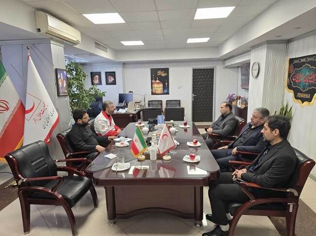تدوین تفاهم‌نامه همکاری بین بنیاد شهید و سازمان داوطلبان هلال احمر