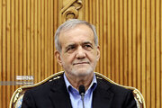 رئیس جمهور وارد قم شد
