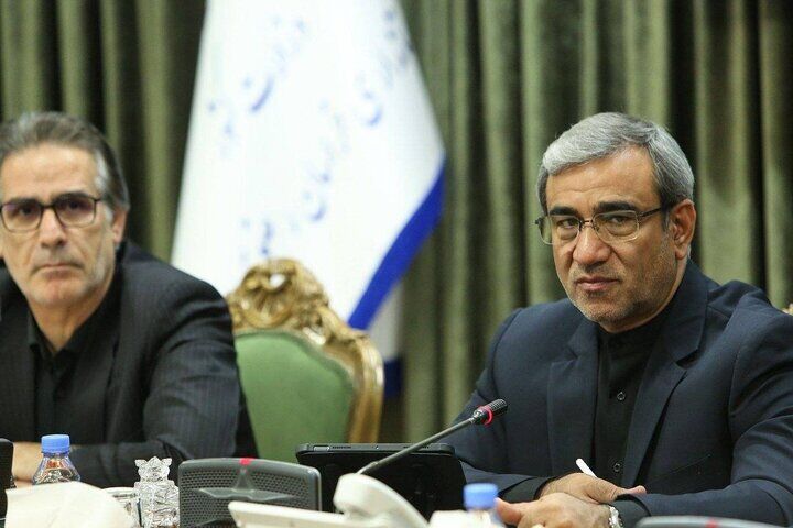 تشییع رهبر شهید در مشهد هوایی برگزار می‌شود