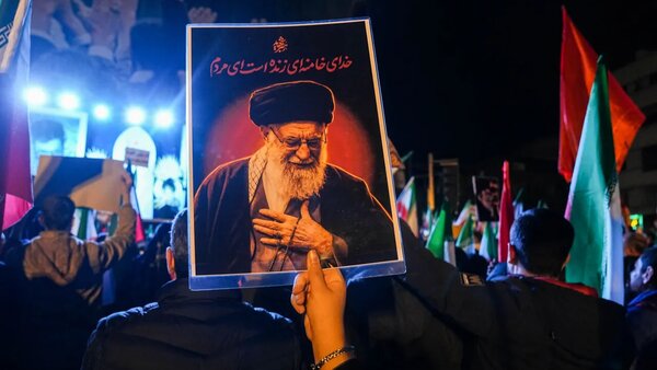 مراسم تشییع رهبر شهید ثبت ملی می‌شود