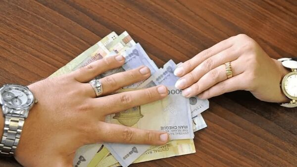 نفقه فرزندان پس از طلاق بر عهده چه کسی است؟