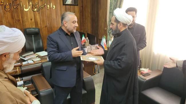 دیدار مدیرکل بنیاد شهید گلستان با رئیس کل دادگستری استان به مناسبت هفته قوه قضاییه