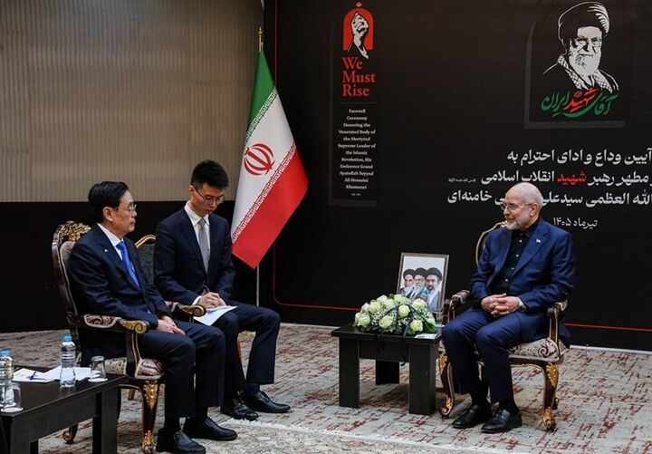 قالیباف: هرگونه دخالت آمریکا در تنگه هرمز را اجازه نمی‌دهیم