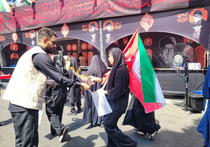 برپایی مواکب فرهنگی، هنری و خدماتی بنیاد شهید شهرستان‌های استان تهران در مسیر مراسم تشییع