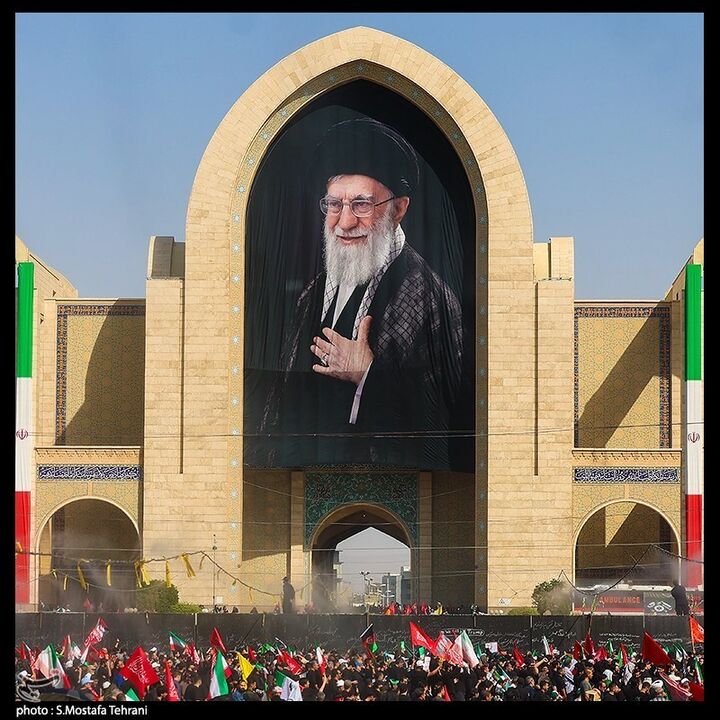 وداع با رهبر امت
