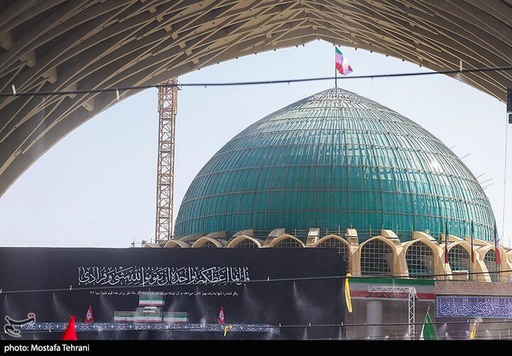 وداع با رهبر امت