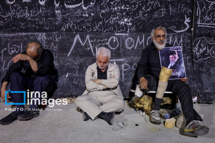 وداع با رهبر۵