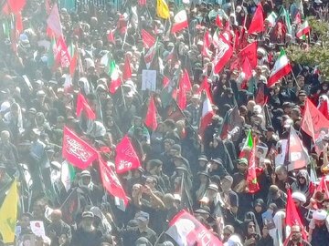 اذعان آمریکایی‌ها درباره مراسم وداع با امام شهید: شاهد یک رژه پیروزی بودیم