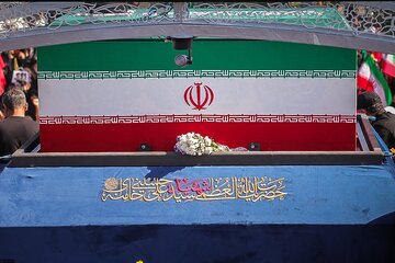 کارکنان هتل شاهد قم میزبان عزاداران رهبر شهید شدند