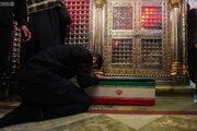 بدرقه و طواف پیکرهای خانوادهٔ رهبر شهید جمهوری اسلامی ایران در حرم مطهر علوی