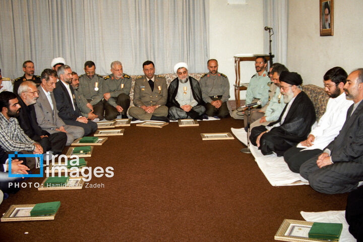 رهبری11