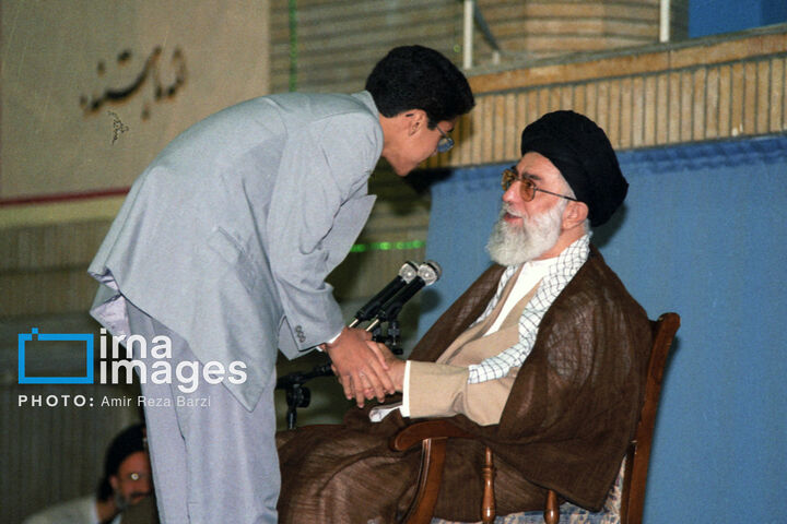 رهبری11