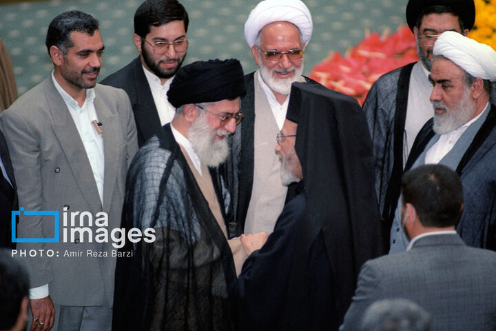 رهبری11