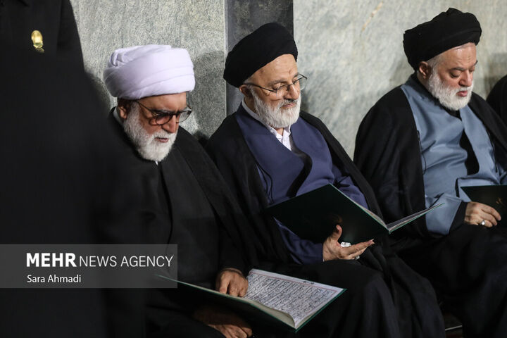 بزرگداشت رهبر شهید