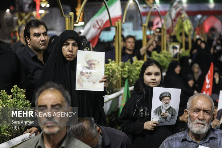 بزرگداشت رهبر شهید