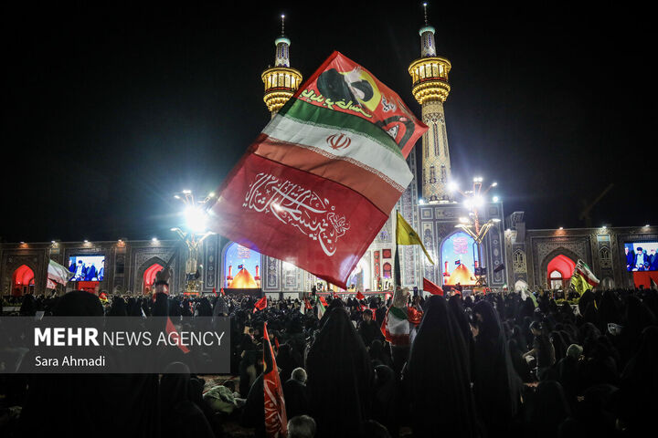 بزرگداشت رهبر شهید