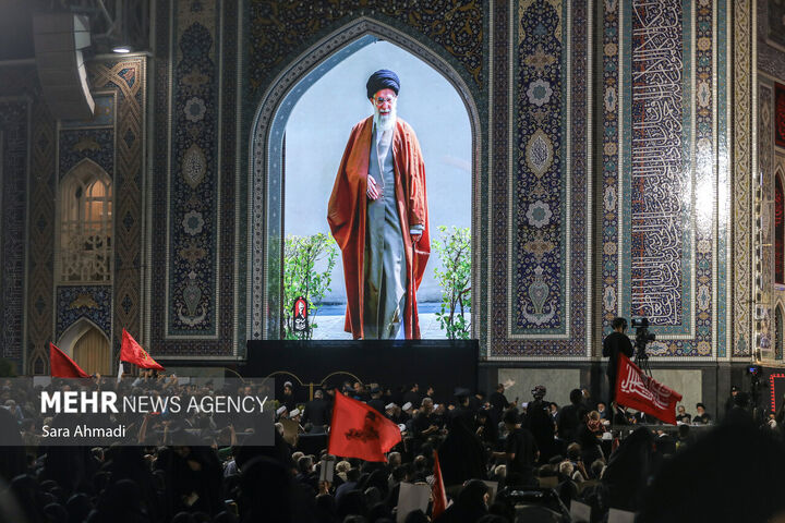 بزرگداشت رهبر شهید