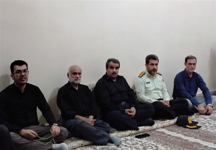 دیدار با خانواده شهید اقتدار «حمیدرضا دهقانی» در دشتستان