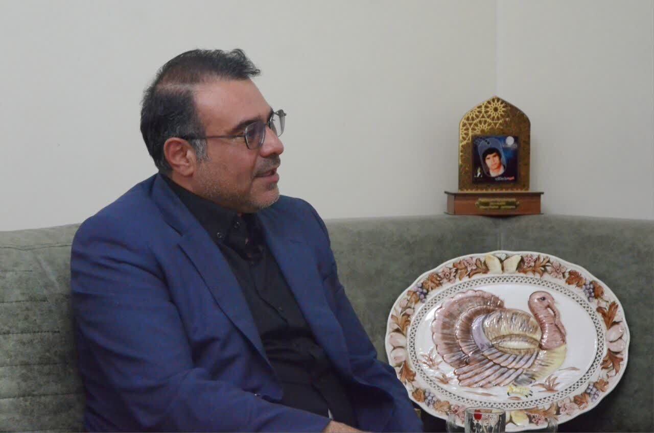 دیدار با خانواده شهید سید رضی طبایی جبلی